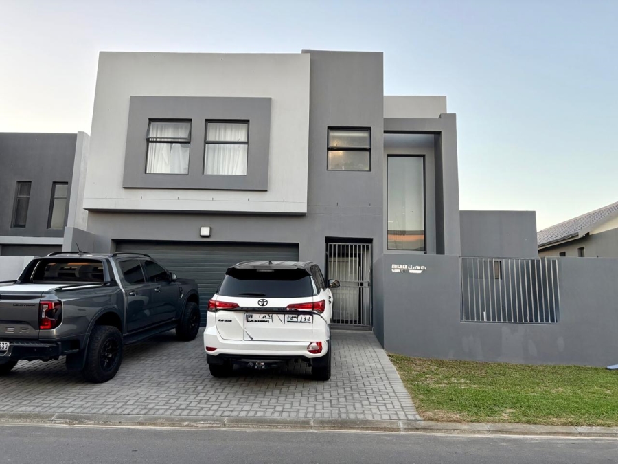4 Bedroom Property for Sale in Sandown Western Cape